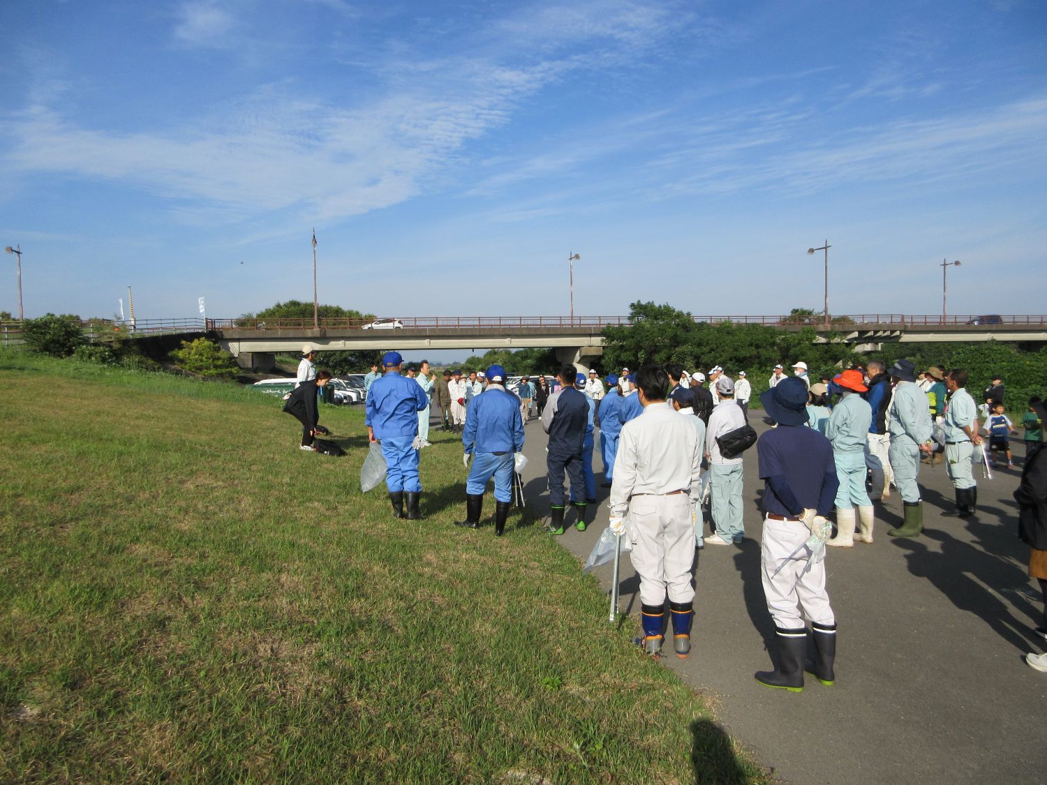(株)井関重信製作所　重信川クリーン大作戦に参加いたしました