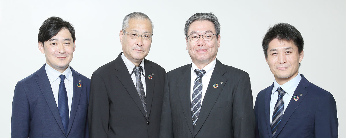 Employee roundtable discussion