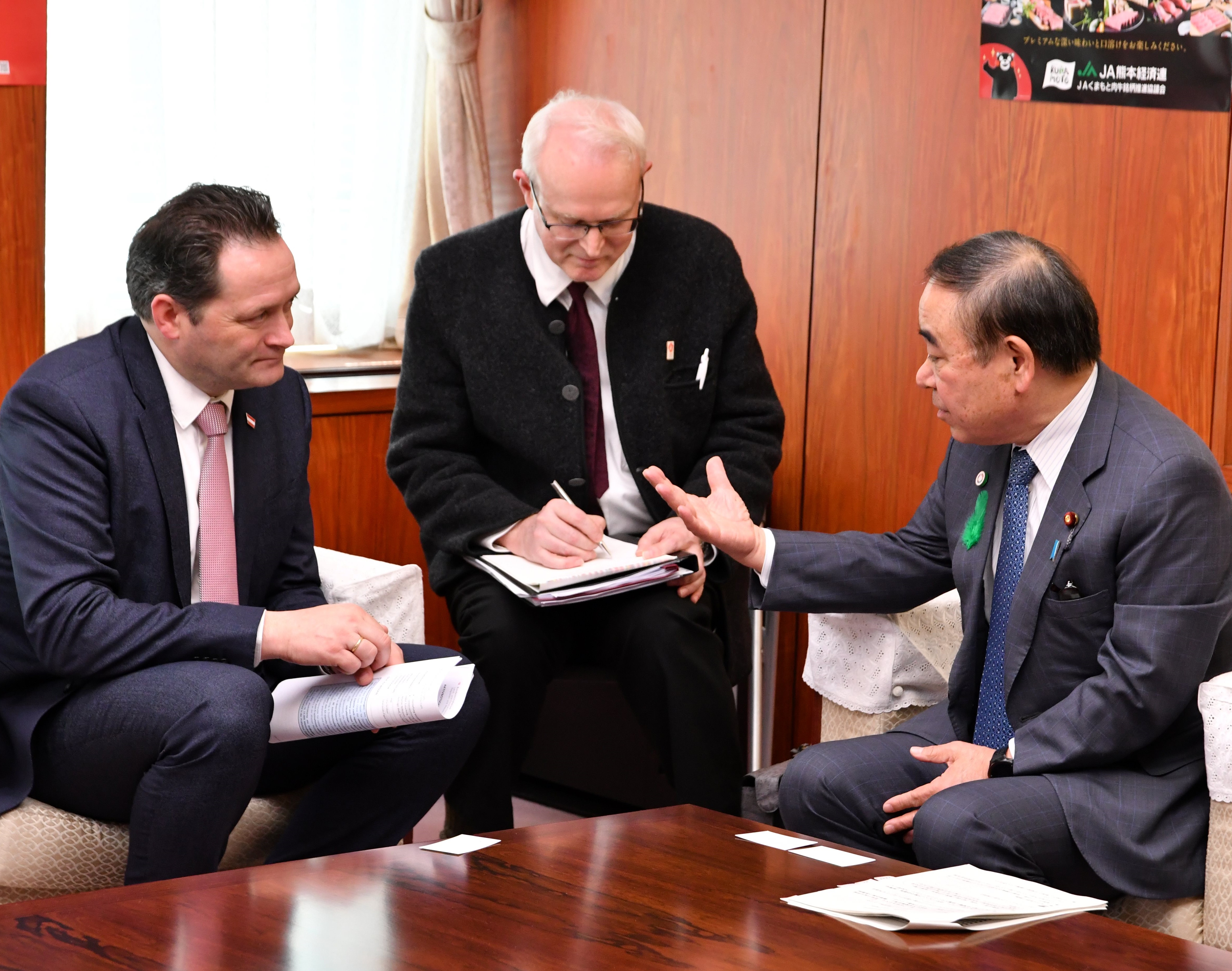 農林水産省とオーストリア農林・地域・水資源管理省は「持続可能な森林経営及び木材利用に関する覚書」に署名しました