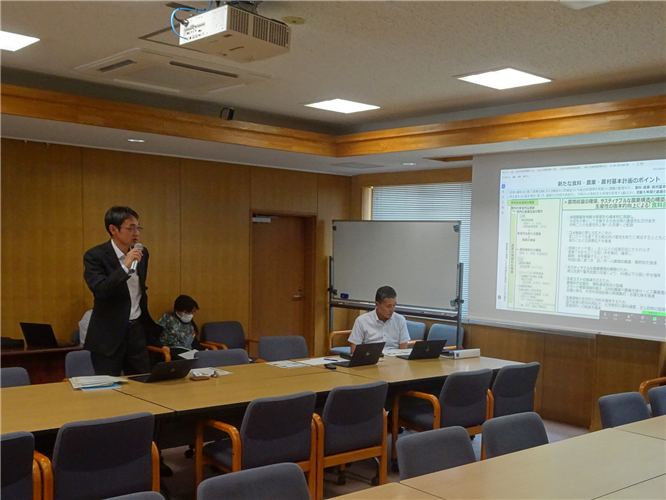 佐賀大学への出前講座を行いました（佐賀市）
